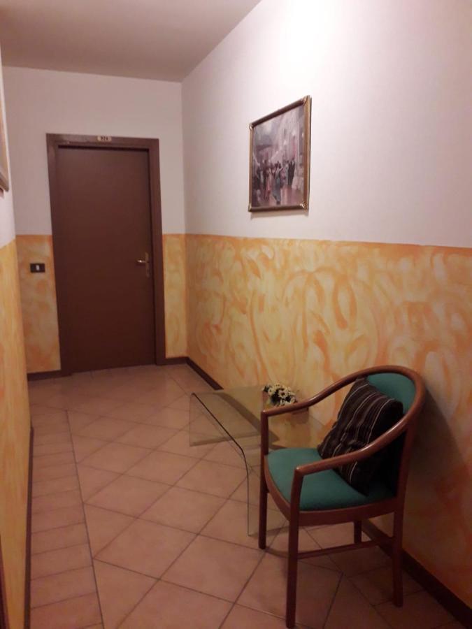 Albergo Del Turista Vernasca Экстерьер фото